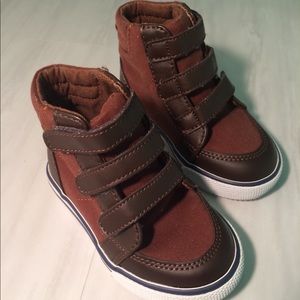 Crazy 8 brown high top shoes, toddler boys size 6